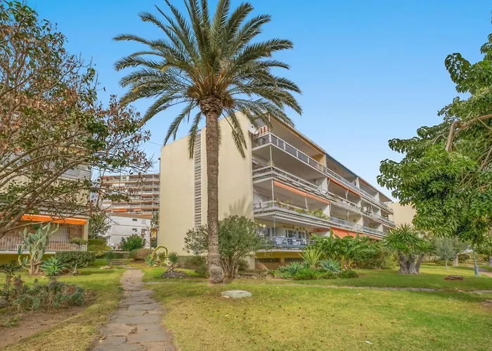 Piso Con 2 Habitaciones, 2 Terrazas Y Piscina Апартаменты *