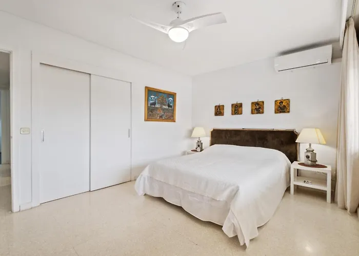 Piso Con 2 Habitaciones, 2 Terrazas Y Piscina Апартаменты