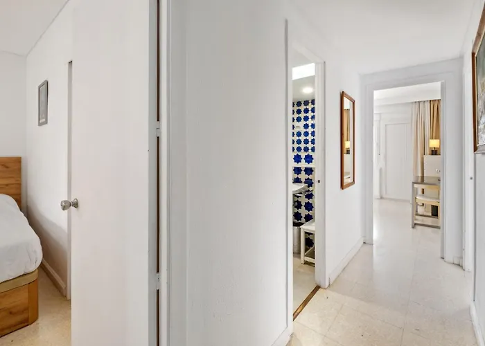 Piso Con 2 Habitaciones, 2 Terrazas Y Piscina Lägenhet Torremolinos