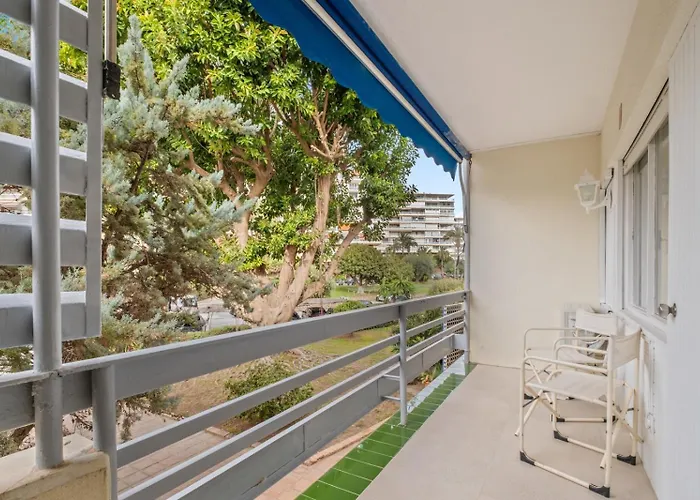 Apartamento Piso Con 2 Habitaciones, 2 Terrazas Y Piscina